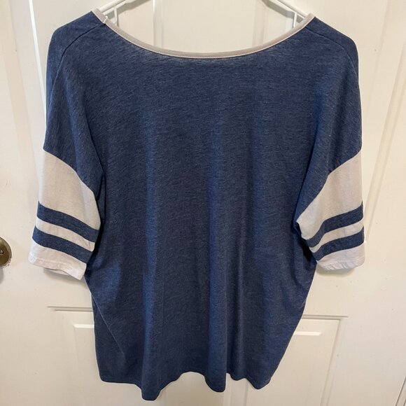 Harry Potter - Ravenclaw - V-neck Short Sleeve Tee - XL - Picture 3 of 6